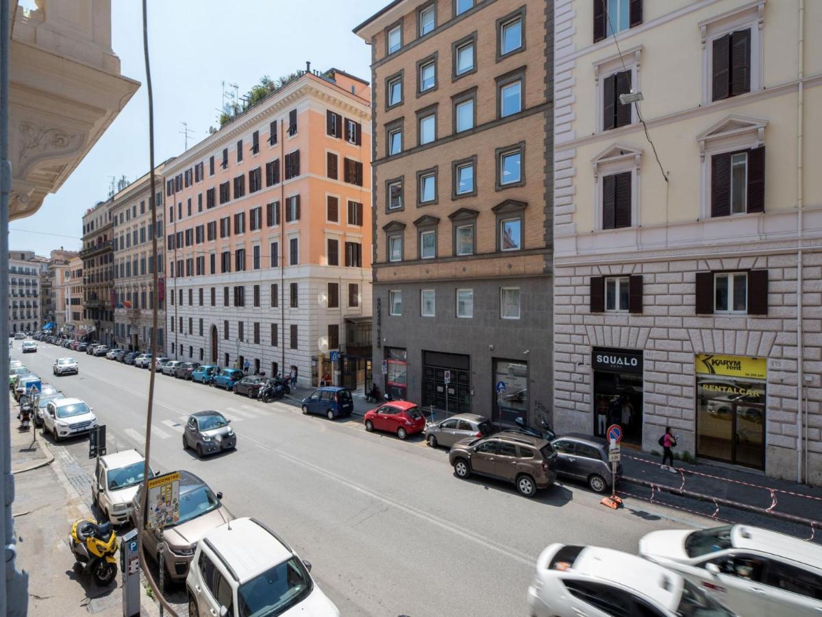 The Best Rent - Spacious Three-Bedroom Apartment Near The Colosseum ローマ エクステリア 写真